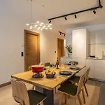 Paradisa De Glace Elegant Brand New 3-bedroom