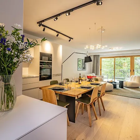 Paradisa De Glace Elegant Brand New 3-bedroom 公寓 *