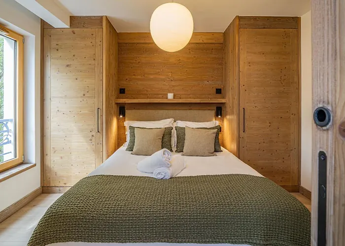 Paradisa De Glace Elegant Brand New 3-bedroom דירה שאמוני